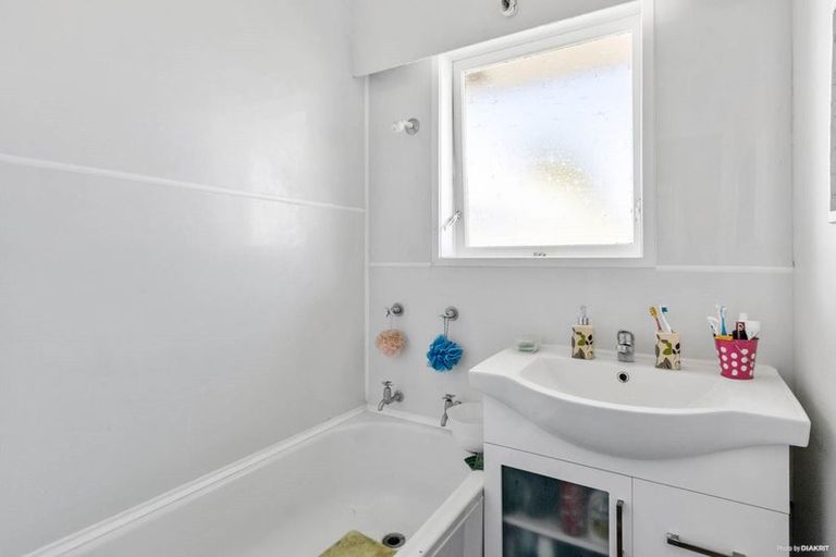 Photo of property in 2/55 Gray Avenue, Mangere East, Auckland, 2024