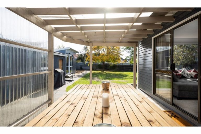 Photo of property in 28 Taurima Street, Hei Hei, Christchurch, 8042