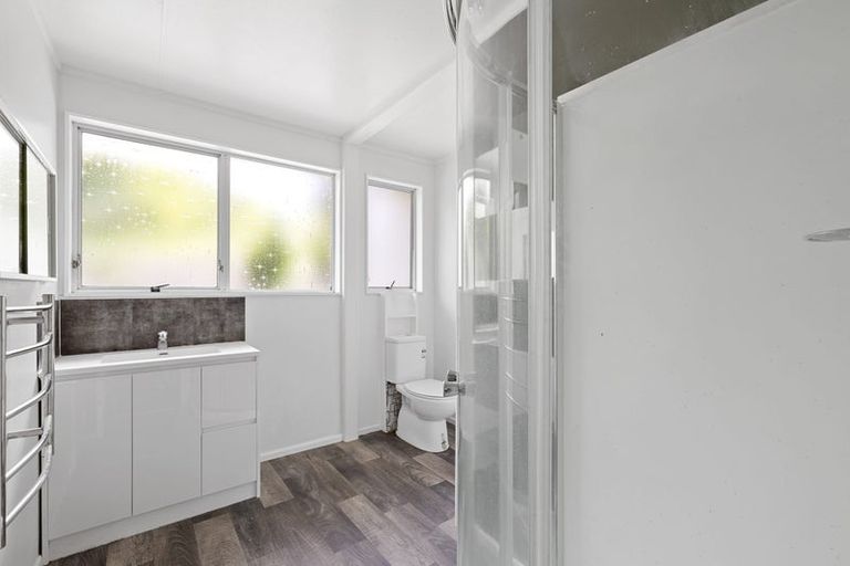 Photo of property in 35d Clearmont Crescent, Blagdon, New Plymouth, 4310