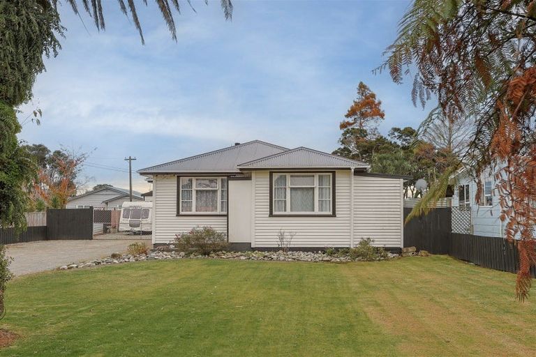 Photo of property in 55 Wakefield Street, Westport, 7825