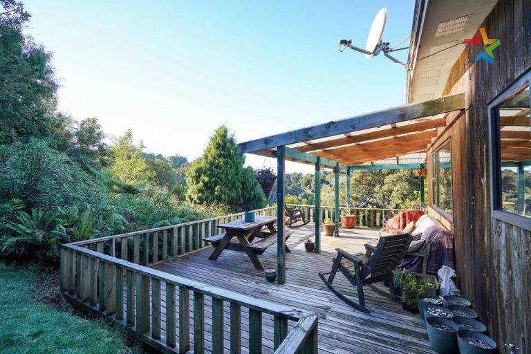 Photo of property in Pania Lodge, 133 Horseshoe Bay Road, Stewart Island/rakiura, Stewart Island, 9818