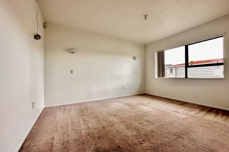 Photo of property in 73 Stonex Road, Papatoetoe, Auckland, 2025