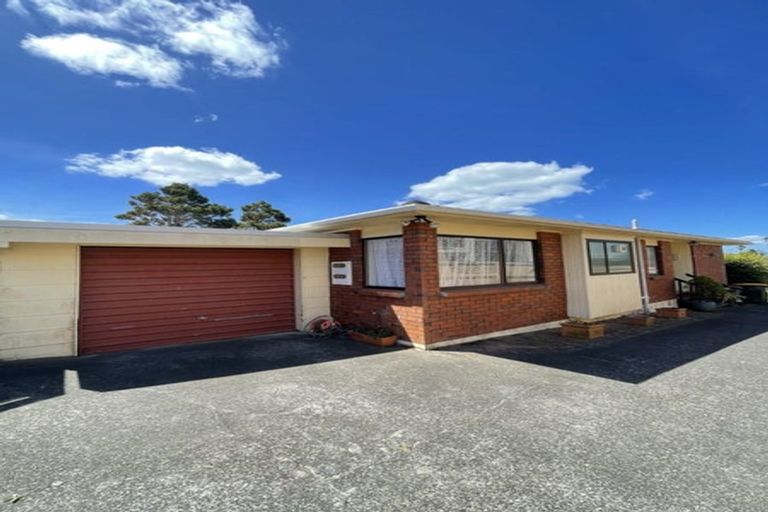 Photo of property in 2/21 Drake Street, Howick, Auckland, 2014