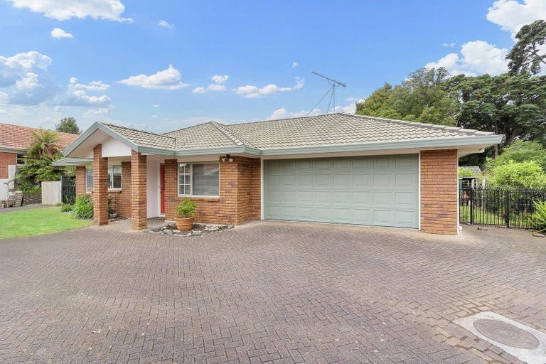 Photo of property in 21a Butterworth Avenue, Opaheke, Papakura, 2113