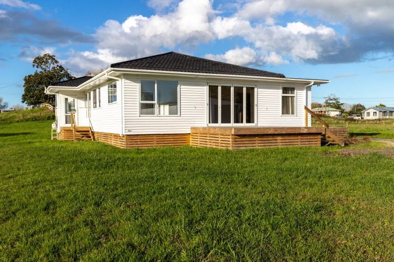 Photo of property in 24 Wharf Road, Kerepehi, Paeroa, 3671