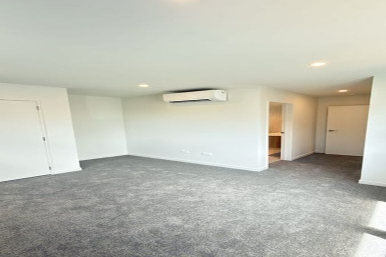 Photo of property in 9d Mander Place, Bucklands Beach, Auckland, 2012