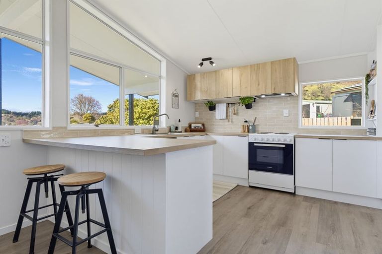 Photo of property in 11 Hahuru Road, Kawerau, 3127