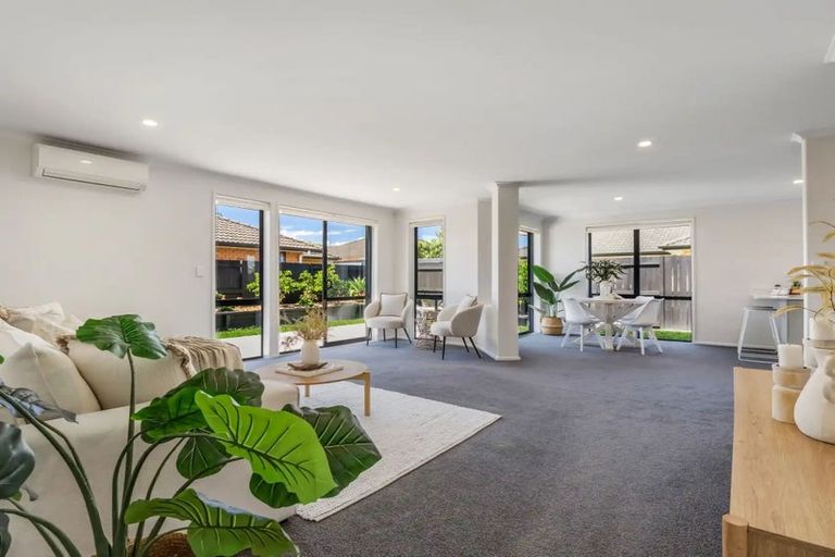 Photo of property in 719 Gloucester Road, Papamoa Beach, Papamoa, 3118
