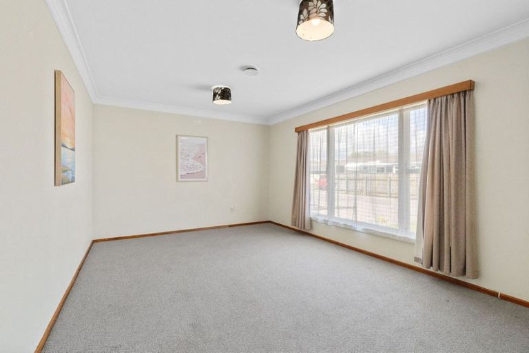 Photo of property in 7 Windsor Place, Levin, 5510