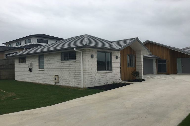 Photo of property in 8 Miharo Crescent, Flagstaff, Hamilton, 3210