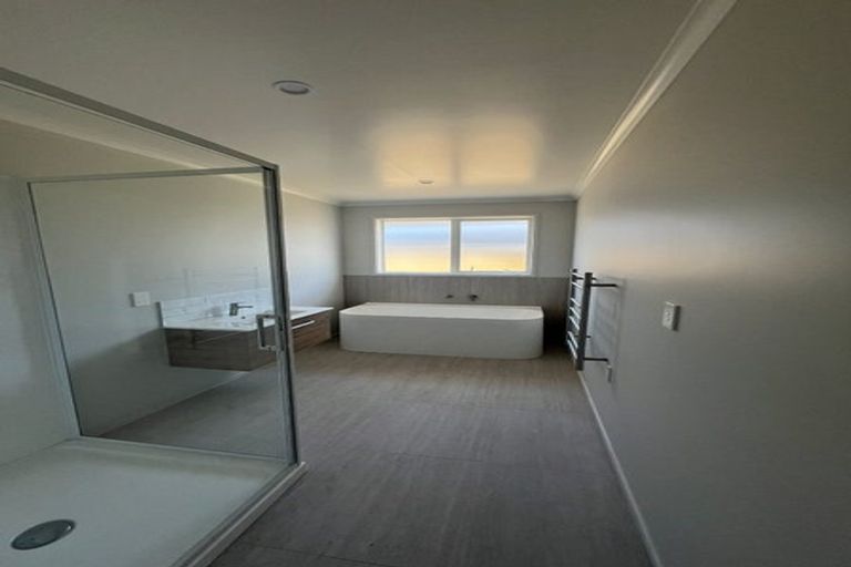 Photo of property in 18 Kopakopa Crescent, Wharewaka, 3330