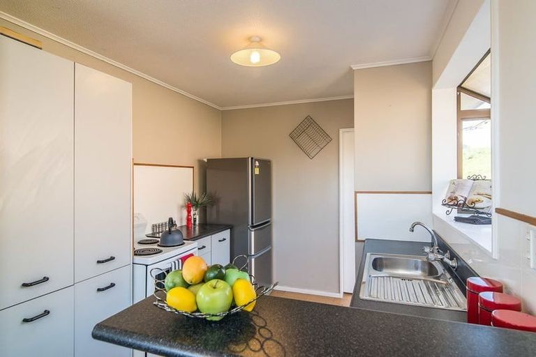 Photo of property in 169 Mark Avenue, Grenada Village, Wellington, 6037