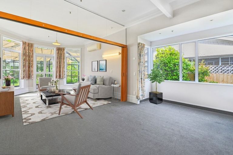 Photo of property in 94 Retreat Road, Avonside, Christchurch, 8061