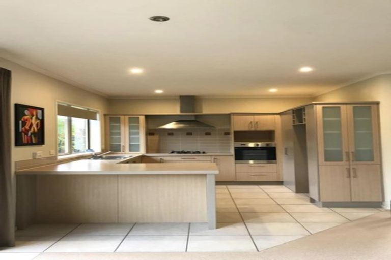 Photo of property in 3 Stornaway Drive, Flat Bush, Auckland, 2016