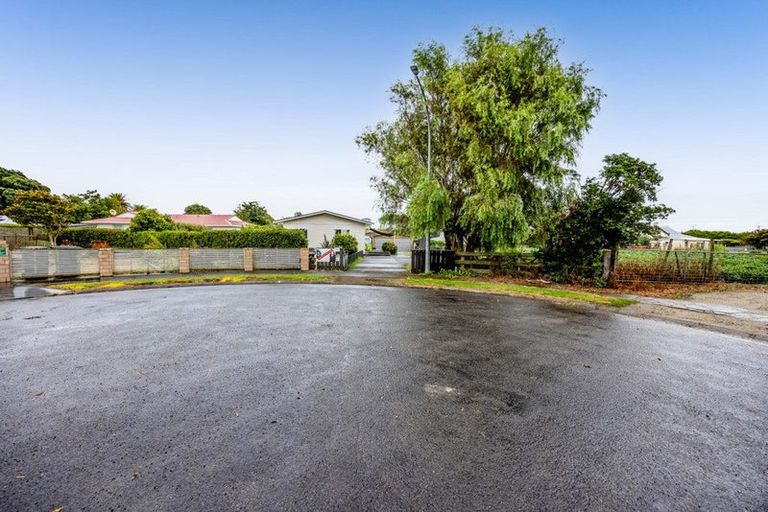 Photo of property in 13 Gibson Place, Patea, 4520