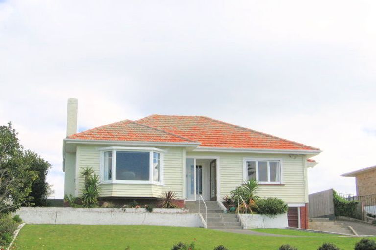 Photo of property in 64 Oceanview Road, Mount Maunganui, 3116