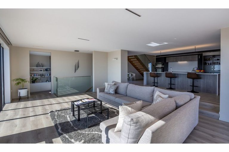 Photo of property in 8 Caldberg Close, Westmorland, Christchurch, 8025