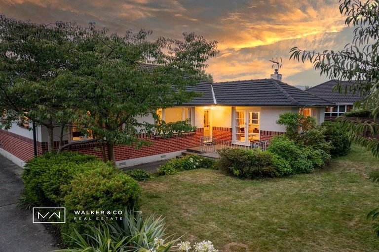 Photo of property in 12 Iris Grove, Trentham, Upper Hutt, 5018