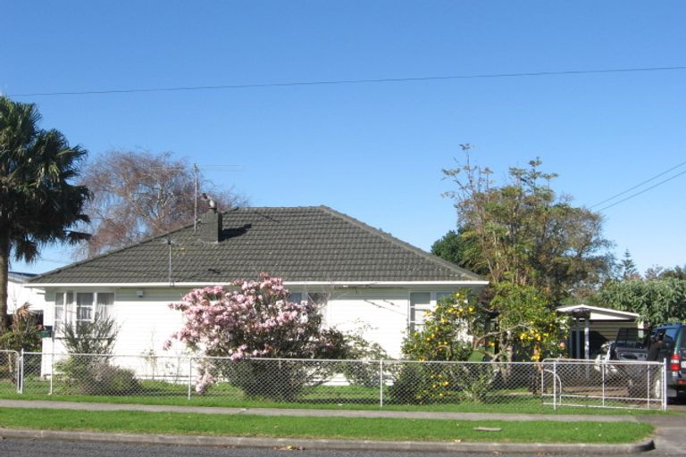 Photo of property in 1 Deveron Road, Manurewa, Auckland, 2102