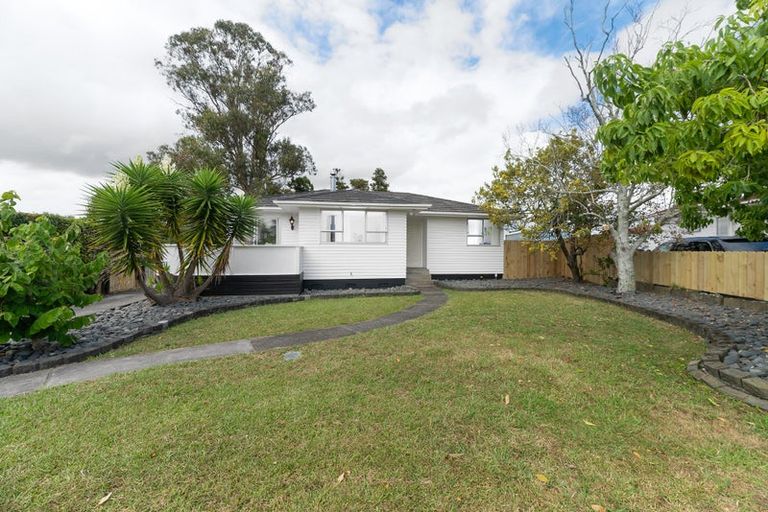 Photo of property in 23 Mandarin Place, Half Moon Bay, Auckland, 2012