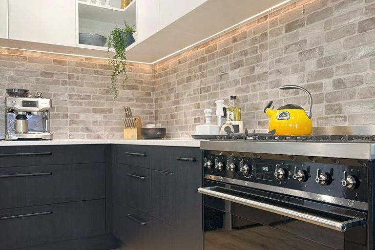 Photo of property in 19 Montgomery Crescent, Kinloch, Taupo, 3377