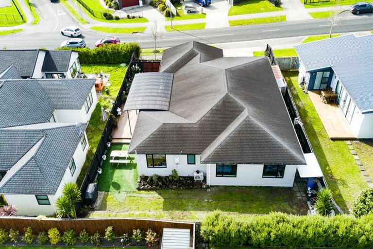 Photo of property in 145 Matua Road, Huapai, Kumeu, 0810