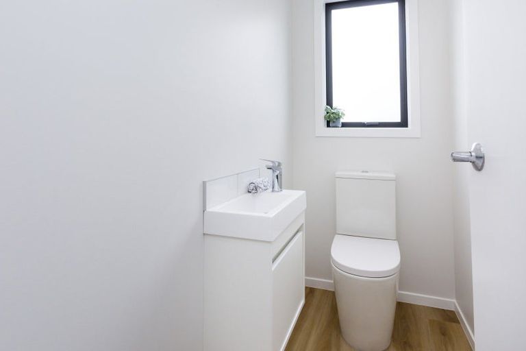 Photo of property in 1 Doug Jensen Street, Wallaceville, Upper Hutt, 5018