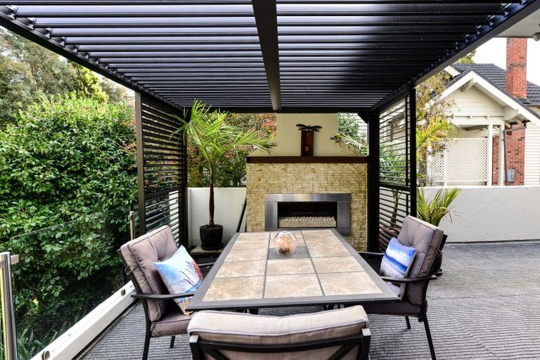 Photo of property in 27b Opoia Road, Hamilton East, Hamilton, 3216