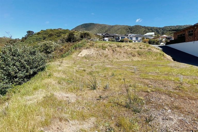 Photo of property in 28 Gravesend Place, Picton, 7220