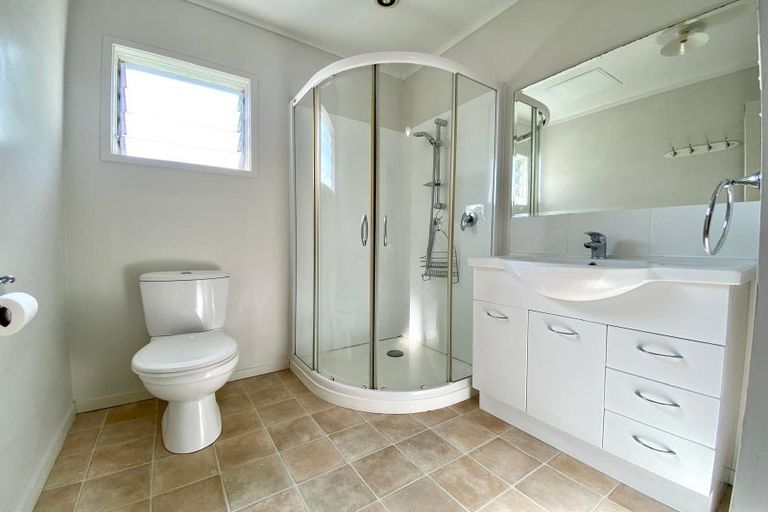 Photo of property in 213 Hart Road, Pukekohe, 2676