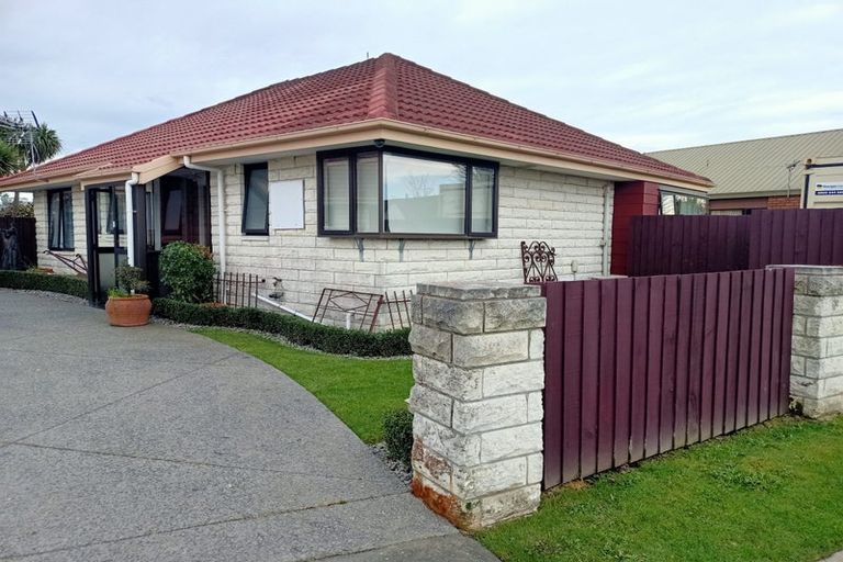 Photo of property in 1/21 Royleen Street, Casebrook, Christchurch, 8051