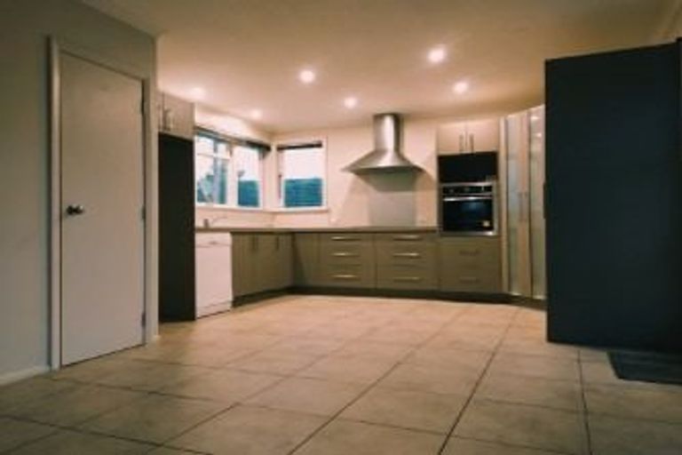 Photo of property in 1a Waitaua Street, Papakura, 2110