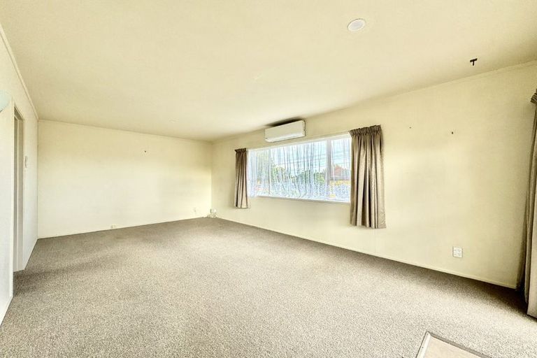 Photo of property in 2/34 Wellington Street, Papakura, 2110