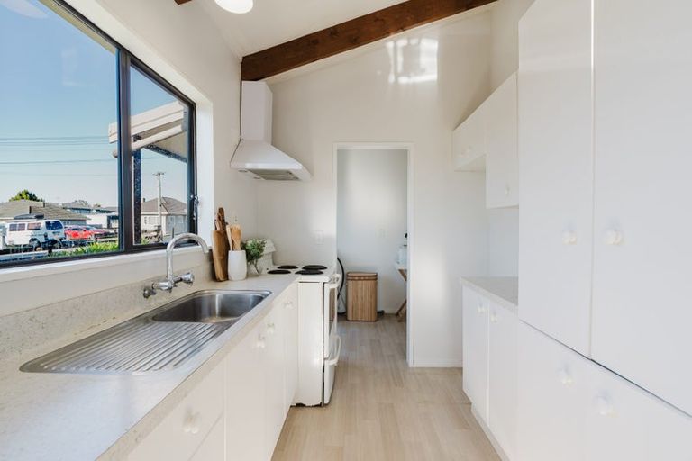 Photo of property in 8a Carey Street, Maeroa, Hamilton, 3200