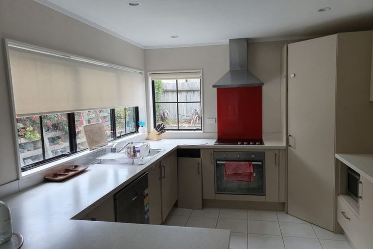 Photo of property in 74 Cortina Avenue, Johnsonville, Wellington, 6037