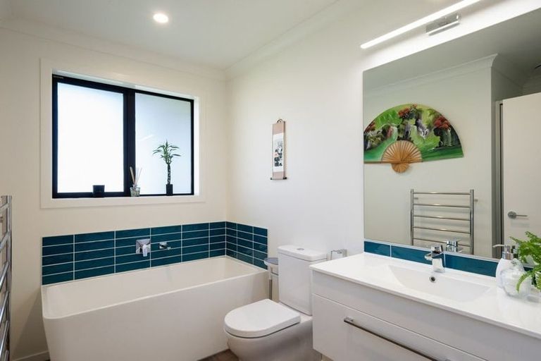 Photo of property in 79a Hinemoa Street, Levin, 5510