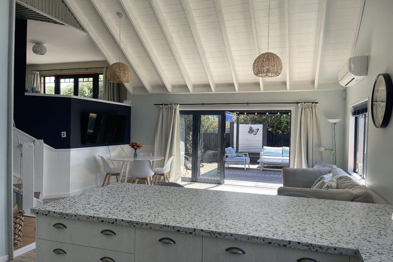 Photo of property in 16 Beach Crescent, Waikuku Beach, 7473