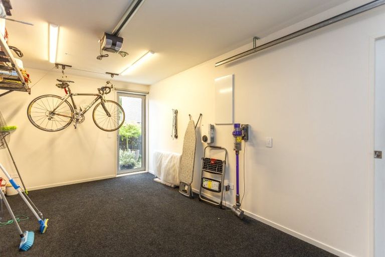 Photo of property in 17d Dickens Street, Addington, Christchurch, 8024