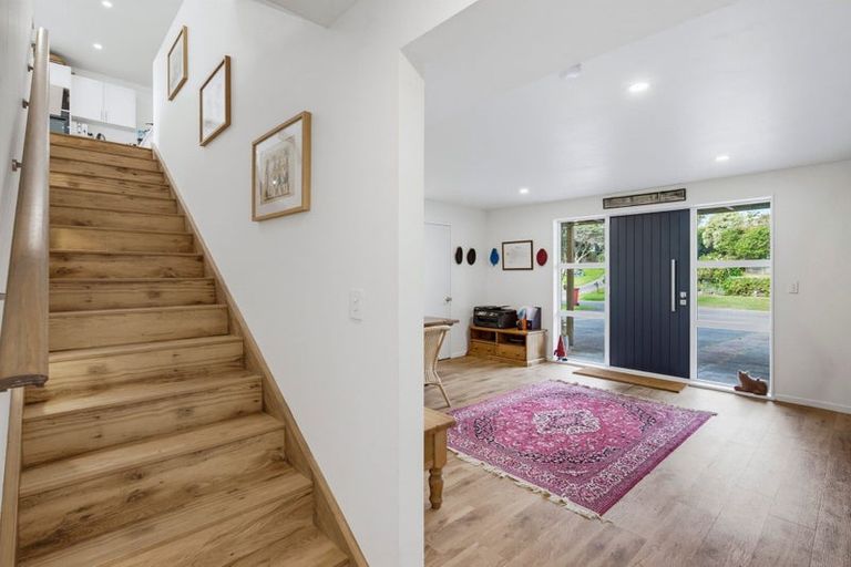 Photo of property in 7 Kahu Road, Otaihanga, Paraparaumu, 5036