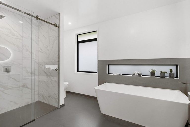 Photo of property in 1 Waimanu Lane, Bethlehem, Tauranga, 3110