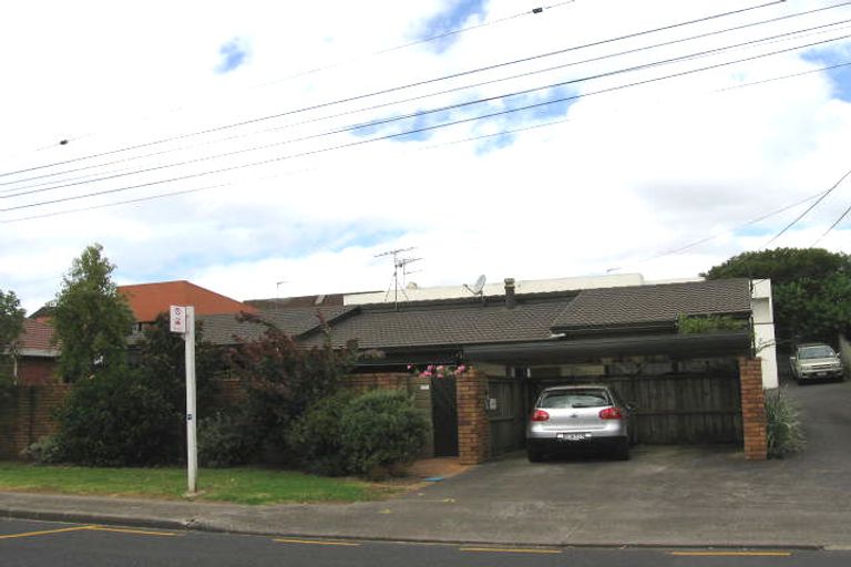 Photo of property in 1/4 Omana Road, Milford, Auckland, 0620