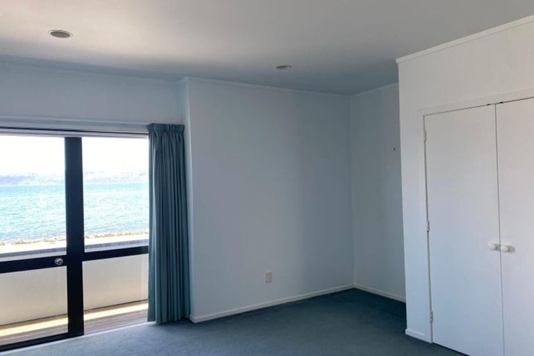 Photo of property in 1/517 Marine Drive, Sunshine Bay, Lower Hutt, 5013