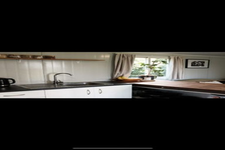 Photo of property in 730a Junction Road, Burgess Park, New Plymouth, 4371