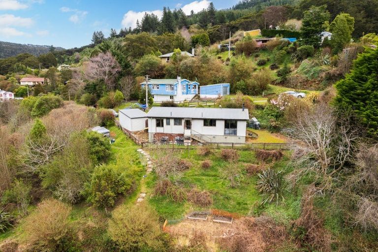 Photo of property in 8 Morepork Lane, Waipori Falls, Outram, 9073