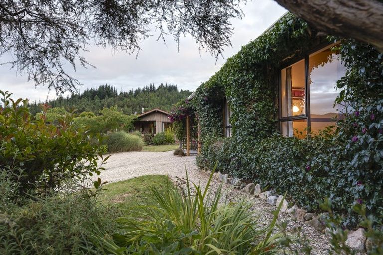 Photo of property in 504 Riwaka-sandy Bay Road, Kaiteriteri, Motueka, 7197