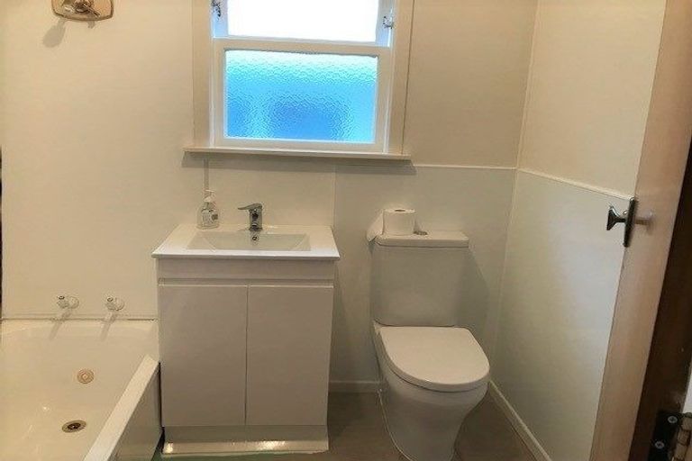 Photo of property in 171 Sievers Grove, Cannons Creek, Porirua, 5024