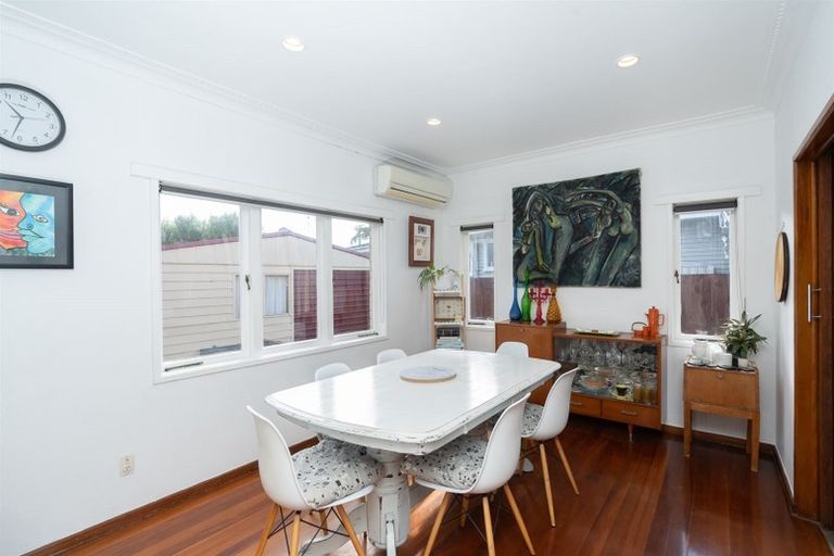 Photo of property in 14 Bolmuir Road, Forest Lake, Hamilton, 3200