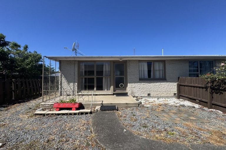Photo of property in 6/225 Edgeware Road, Edgeware, Christchurch, 8013