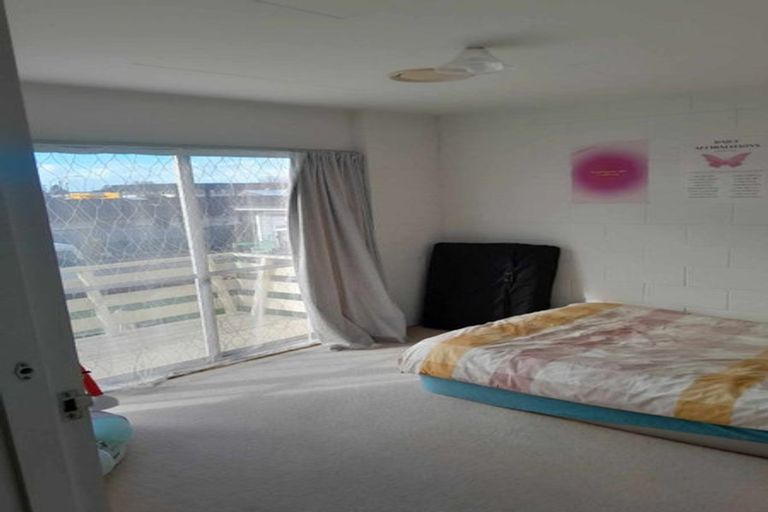 Photo of property in 6/209 Charles Street, Saint Leonards, Hastings, 4120