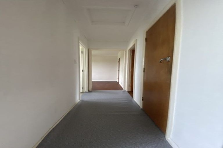 Photo of property in 16 Lincoln Road, Manurewa East, Auckland, 2102